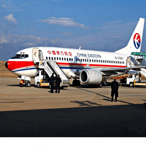 营口空运公司航空快运业稳步发展的原因是什么？
